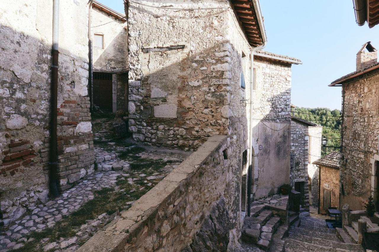 Albergo Diffuso Crispolti Labro Экстерьер фото