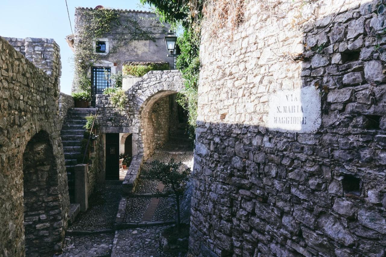 Albergo Diffuso Crispolti Labro Экстерьер фото