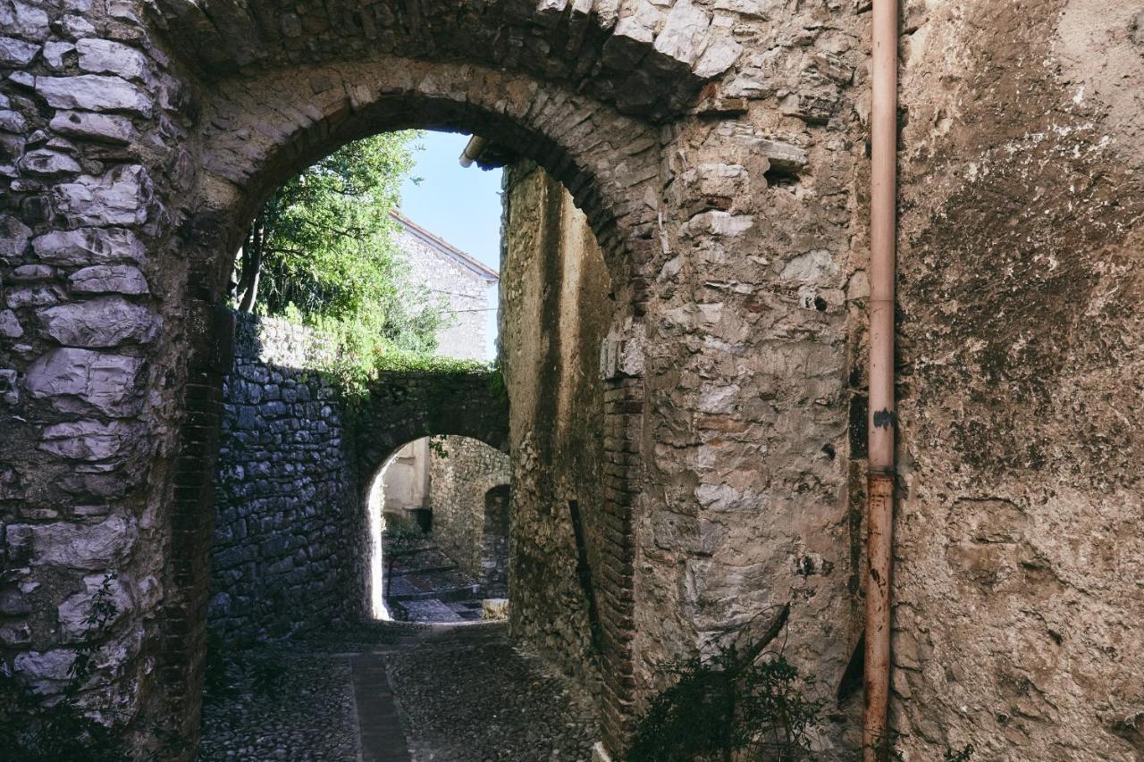 Albergo Diffuso Crispolti Labro Экстерьер фото