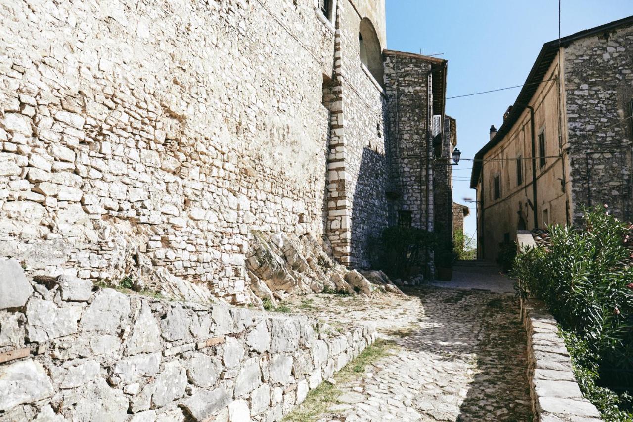 Albergo Diffuso Crispolti Labro Экстерьер фото