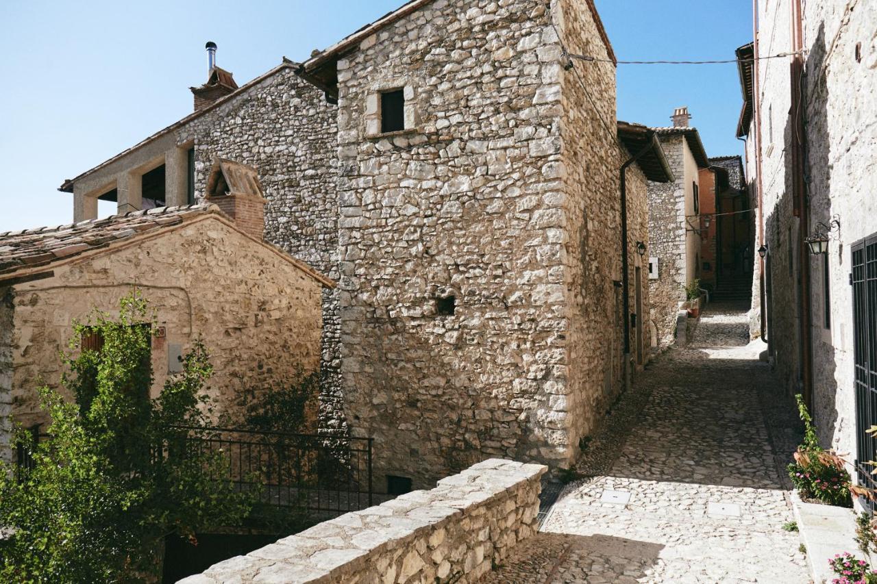 Albergo Diffuso Crispolti Labro Экстерьер фото