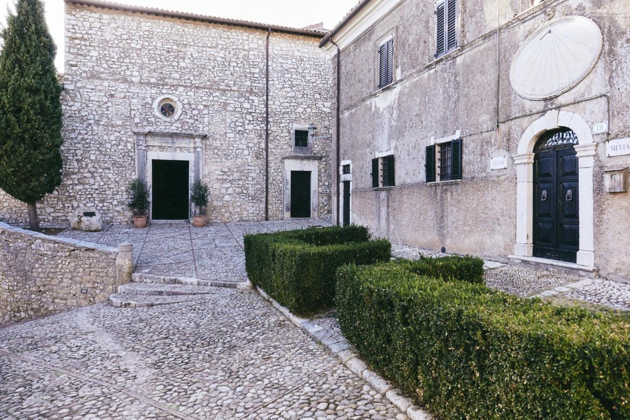 Albergo Diffuso Crispolti Labro Экстерьер фото
