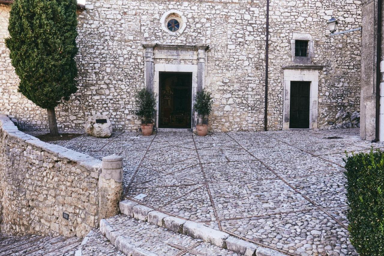 Albergo Diffuso Crispolti Labro Экстерьер фото